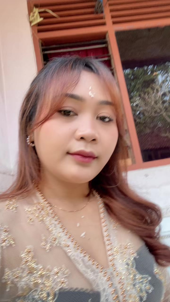 @Nggiee.