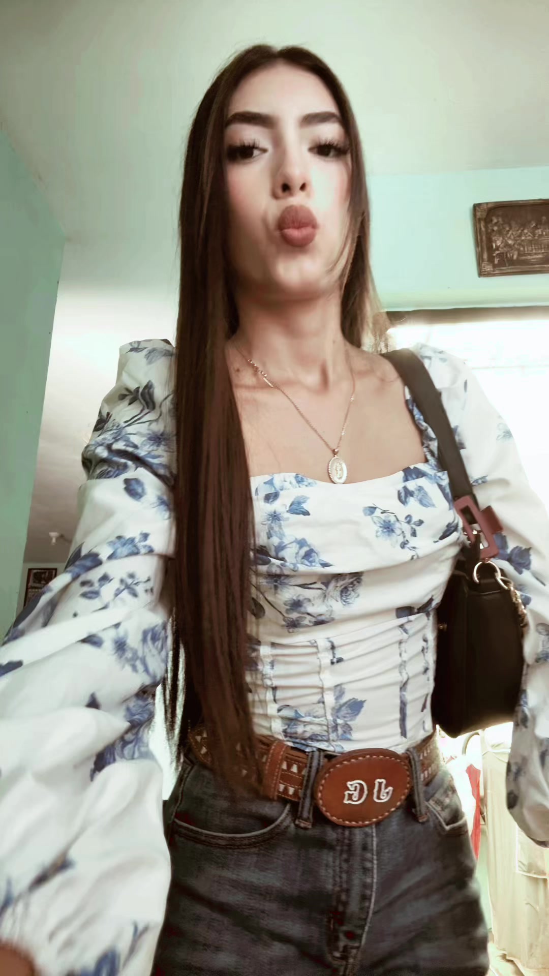 @Val_02