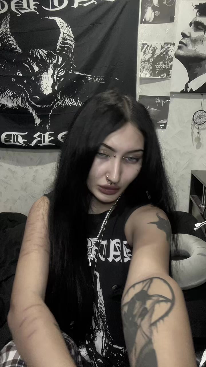 @⛧ НЕ ШАЙТАН ⛧