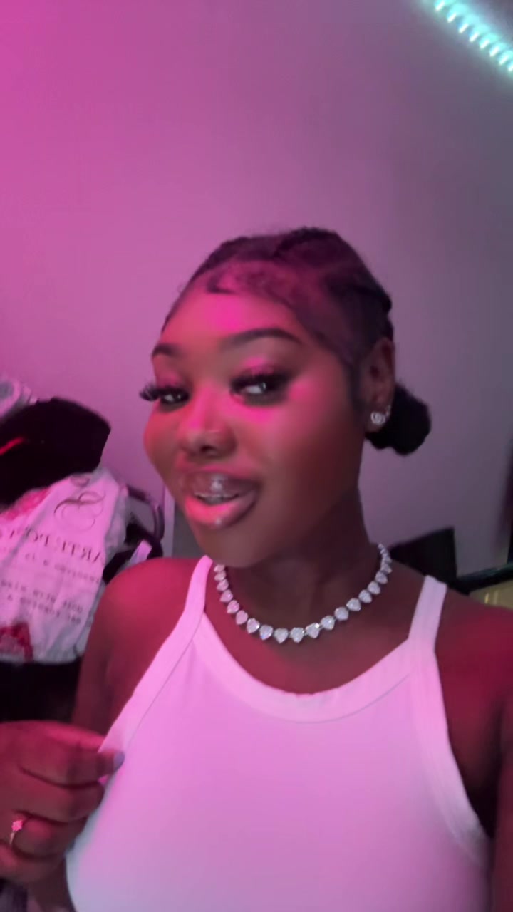 @Theyluv. Jaja☁️🧸