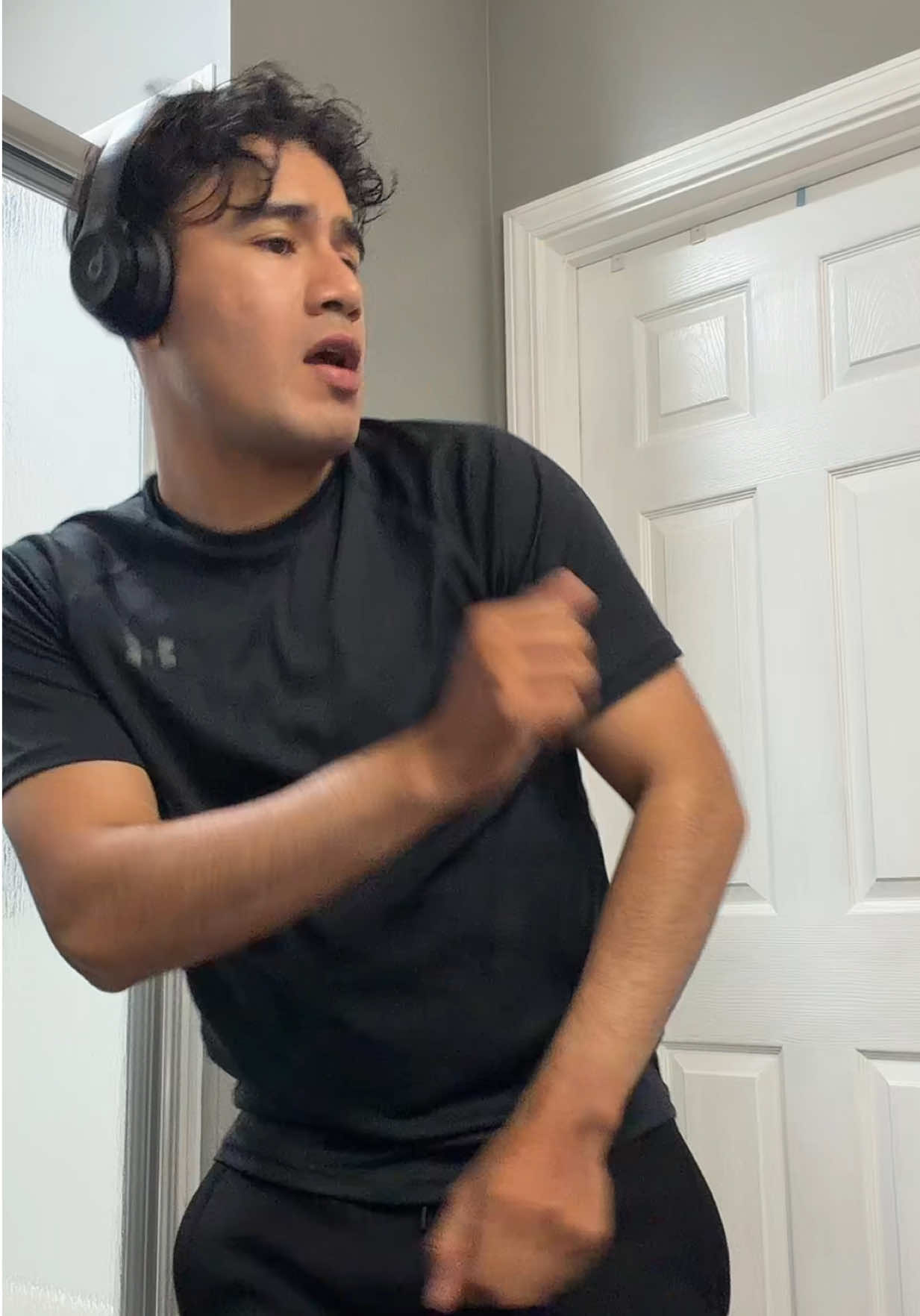 @CoolestdudeED