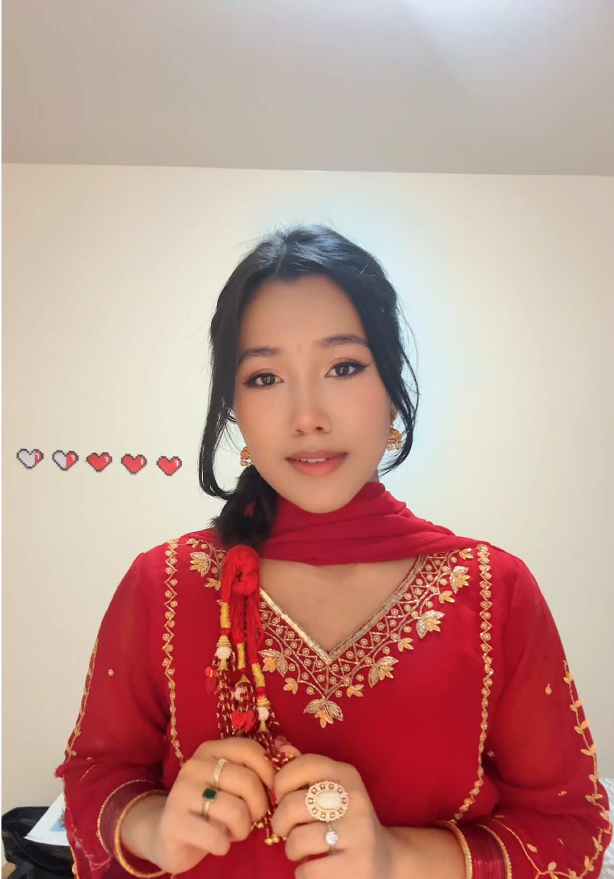 @𝒜.