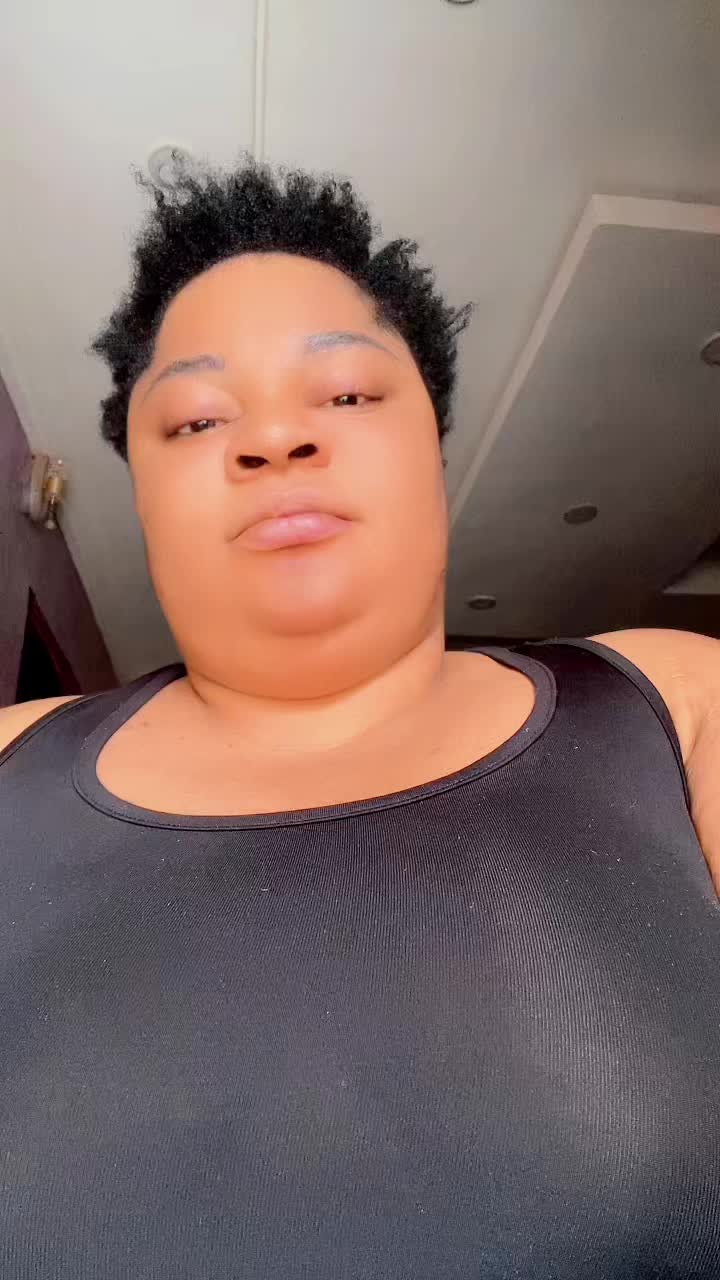 @Olayinka Nelson💋