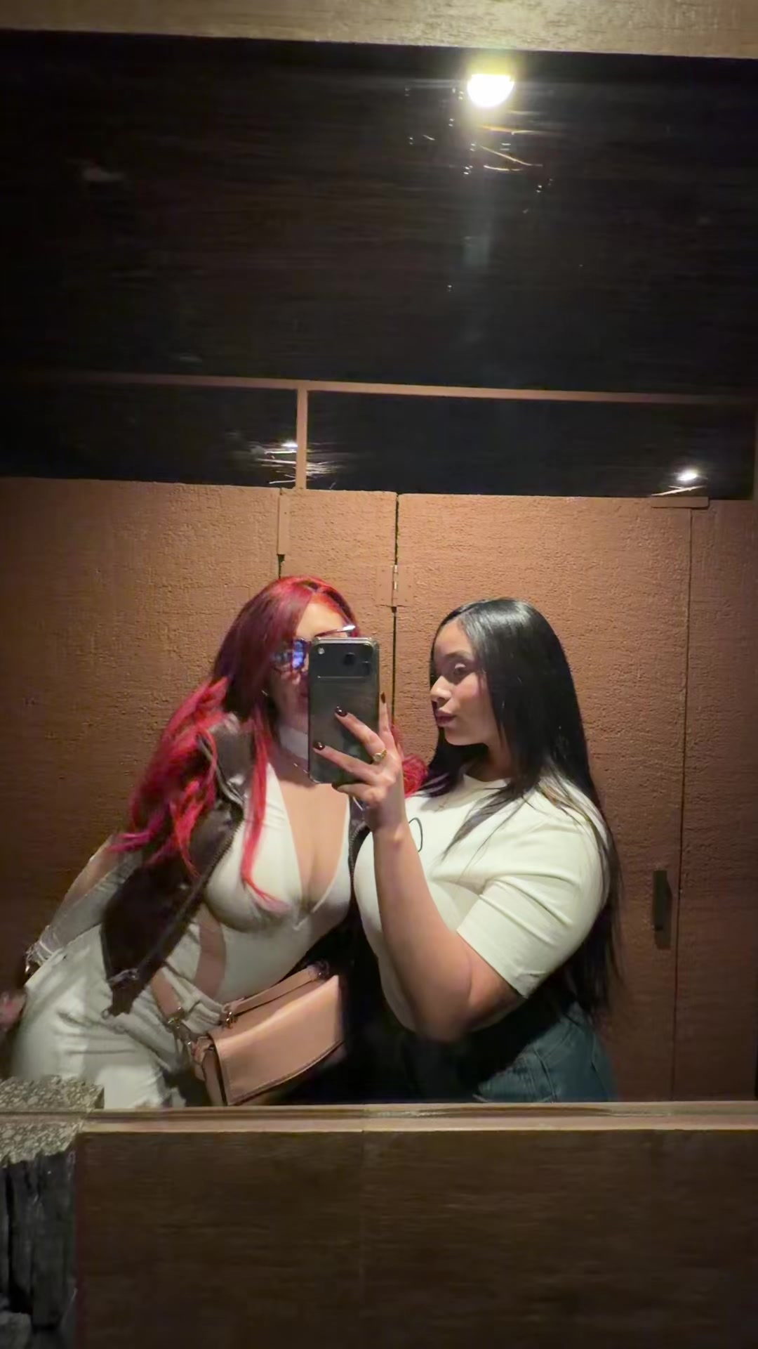 @Sharol🔥