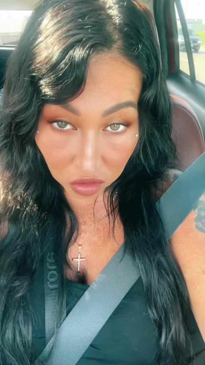 @Italiangirl🇮🇹native🇨🇦🇨🇦