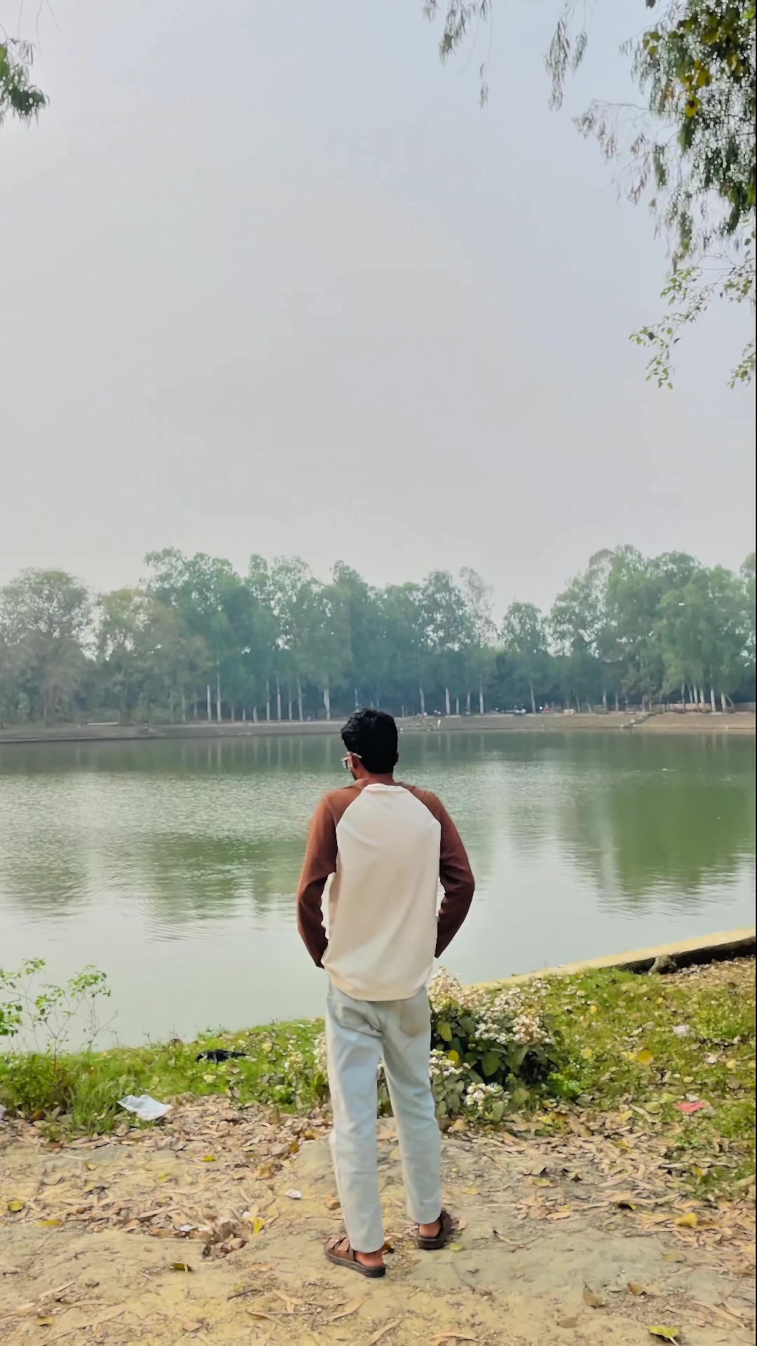 @ऋ_shi - -💥💫🖤