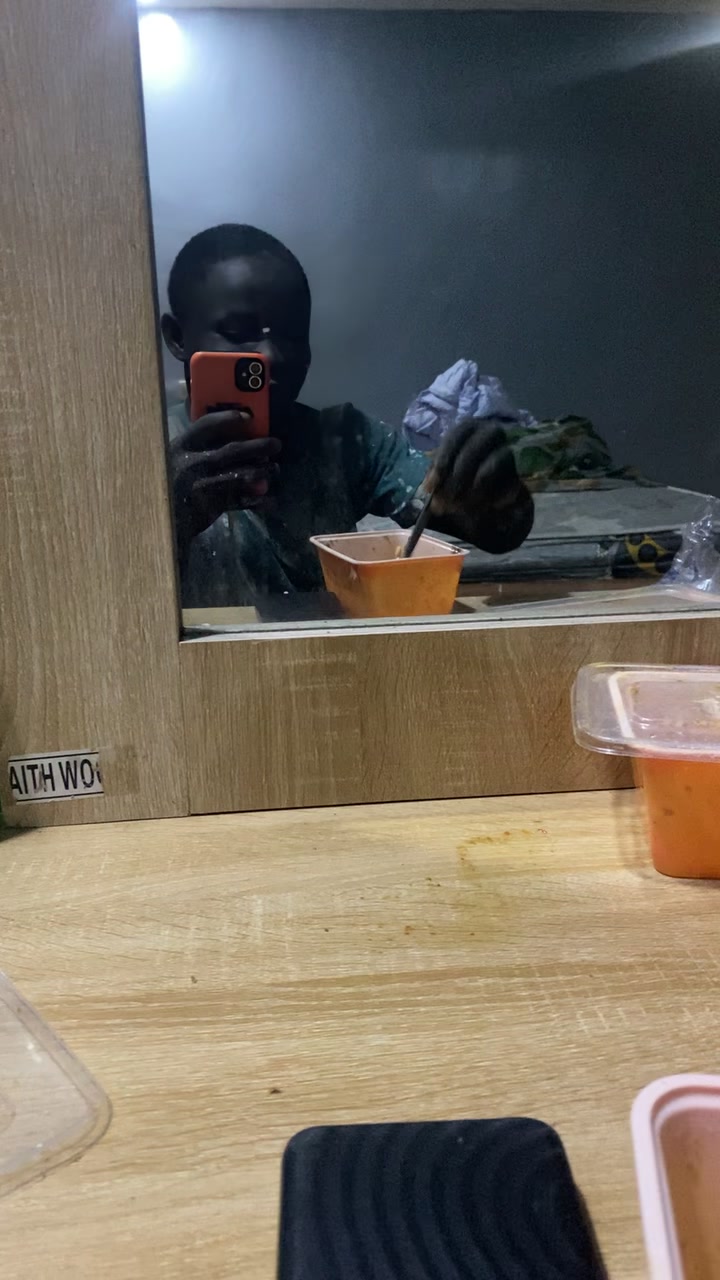 @Mrblackcomedy😇