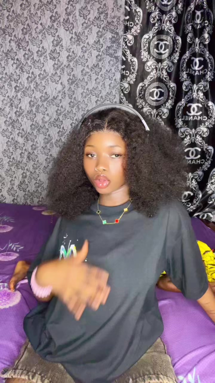 @M&rsquo;🇬🇳