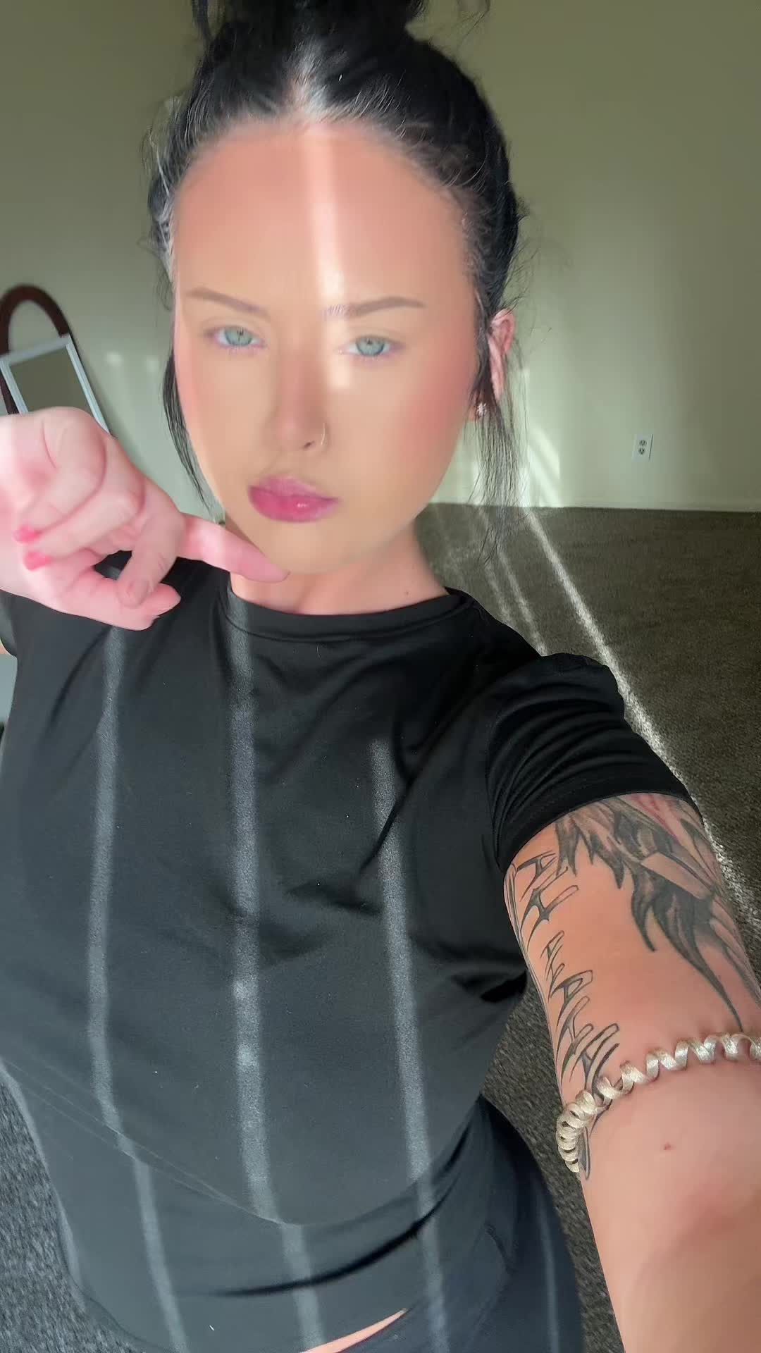 @cuntn3yy