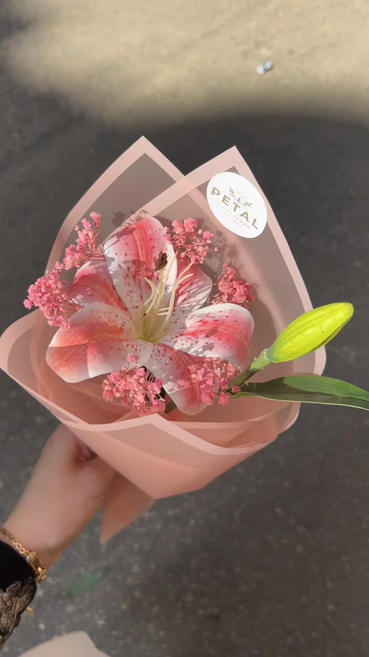 @Petal