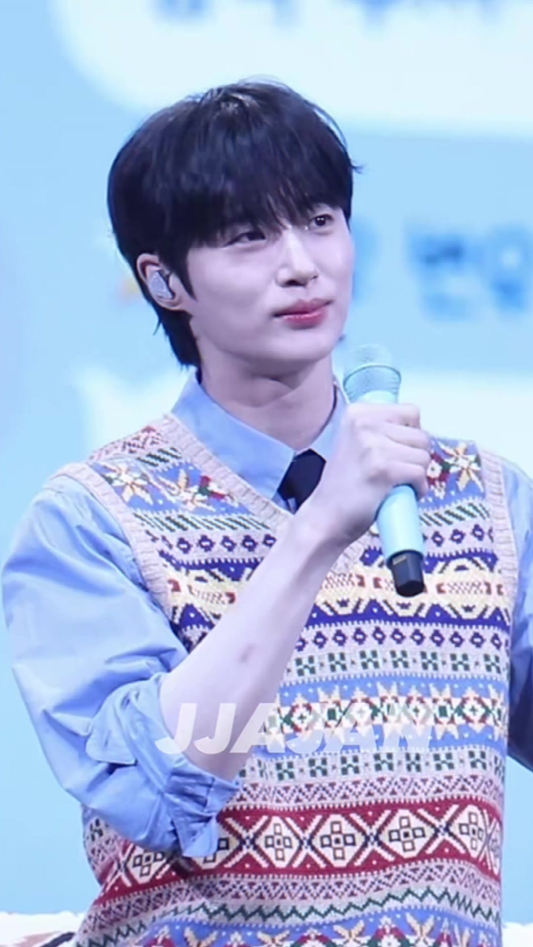 @wooseok