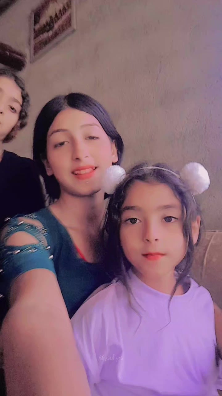 @Emine div