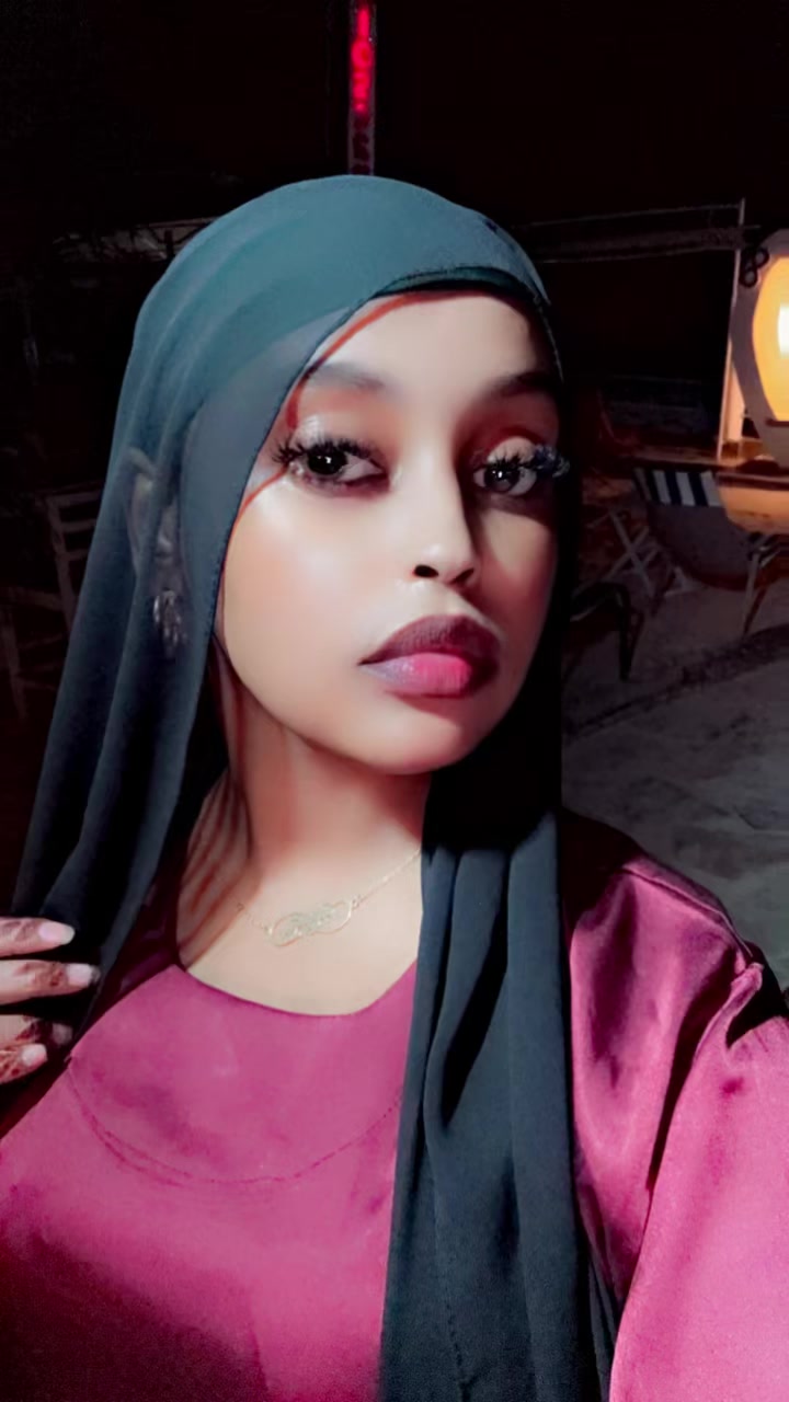 @Queen qamar🌺