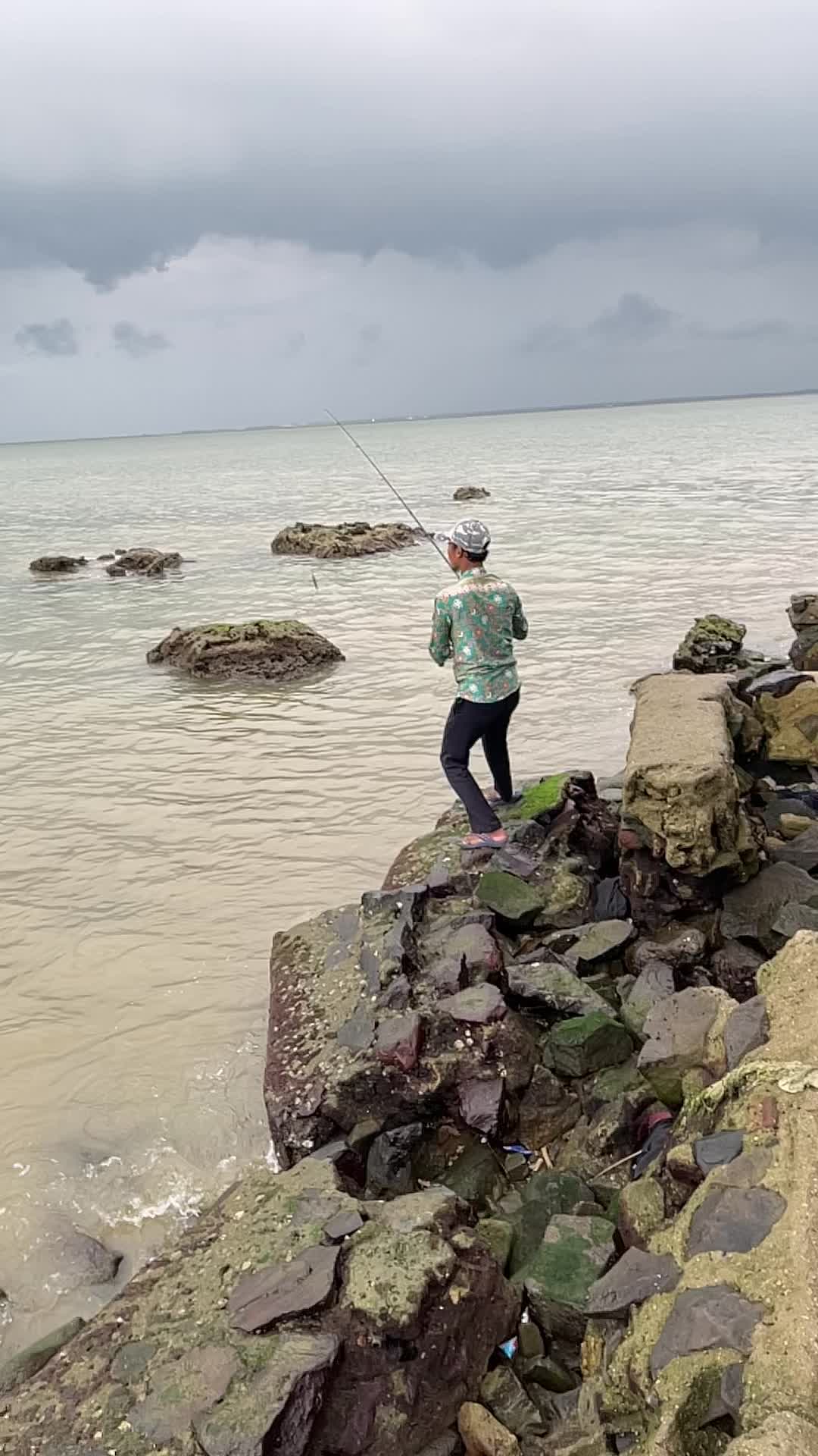 @pulaucangkir