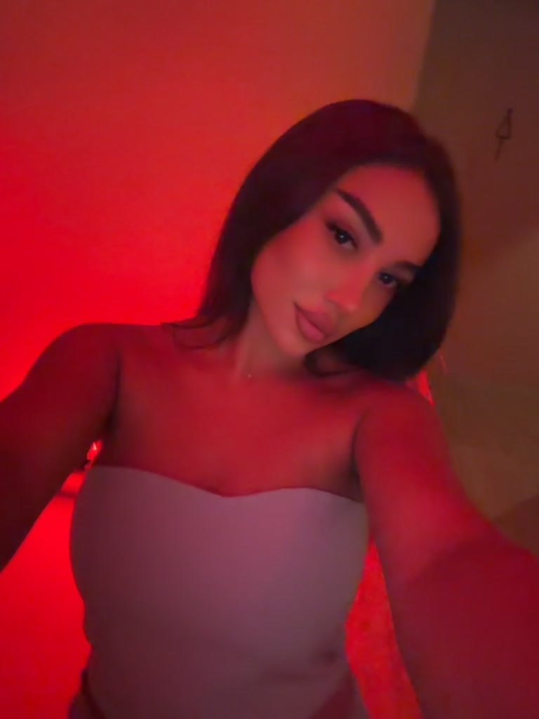@Xeyale__sari