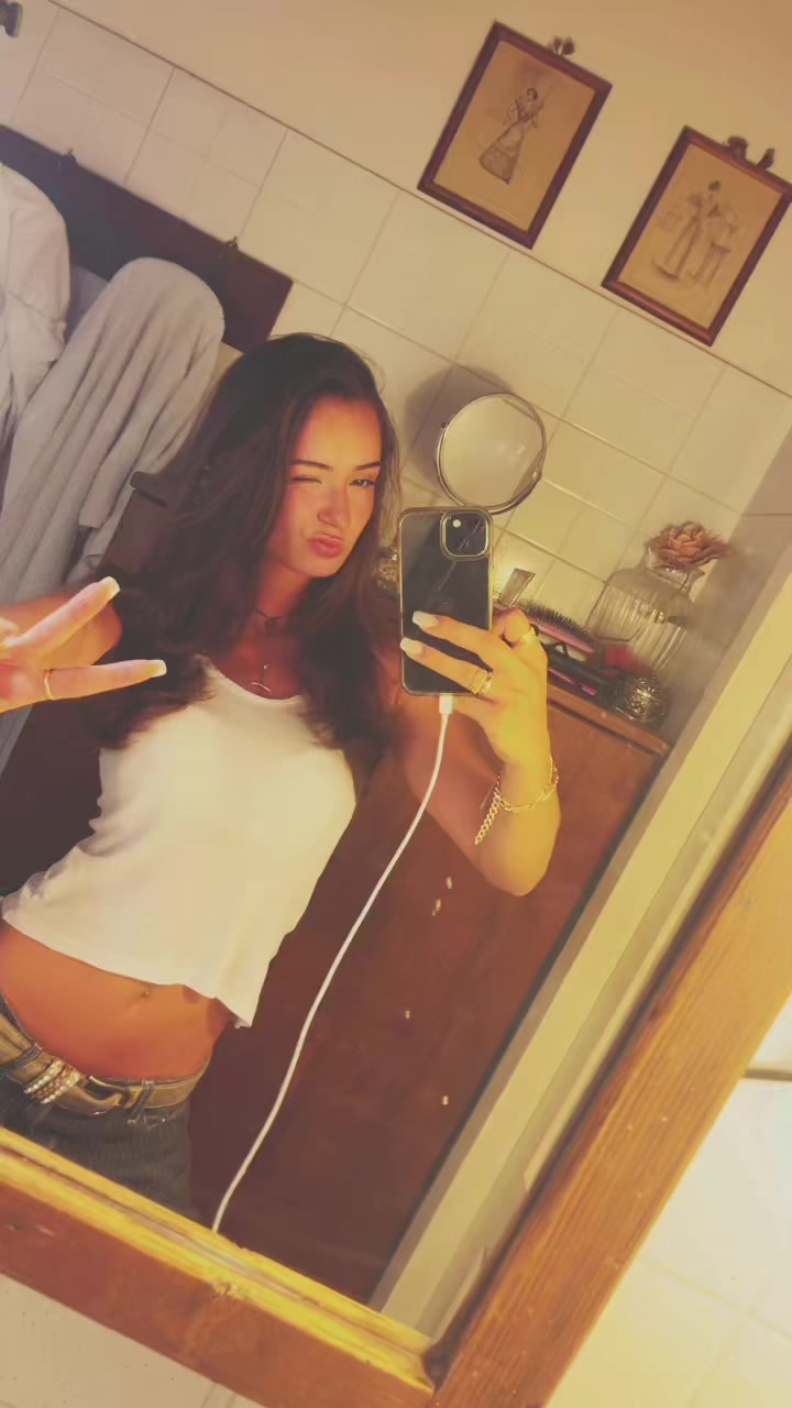 @Sibilla