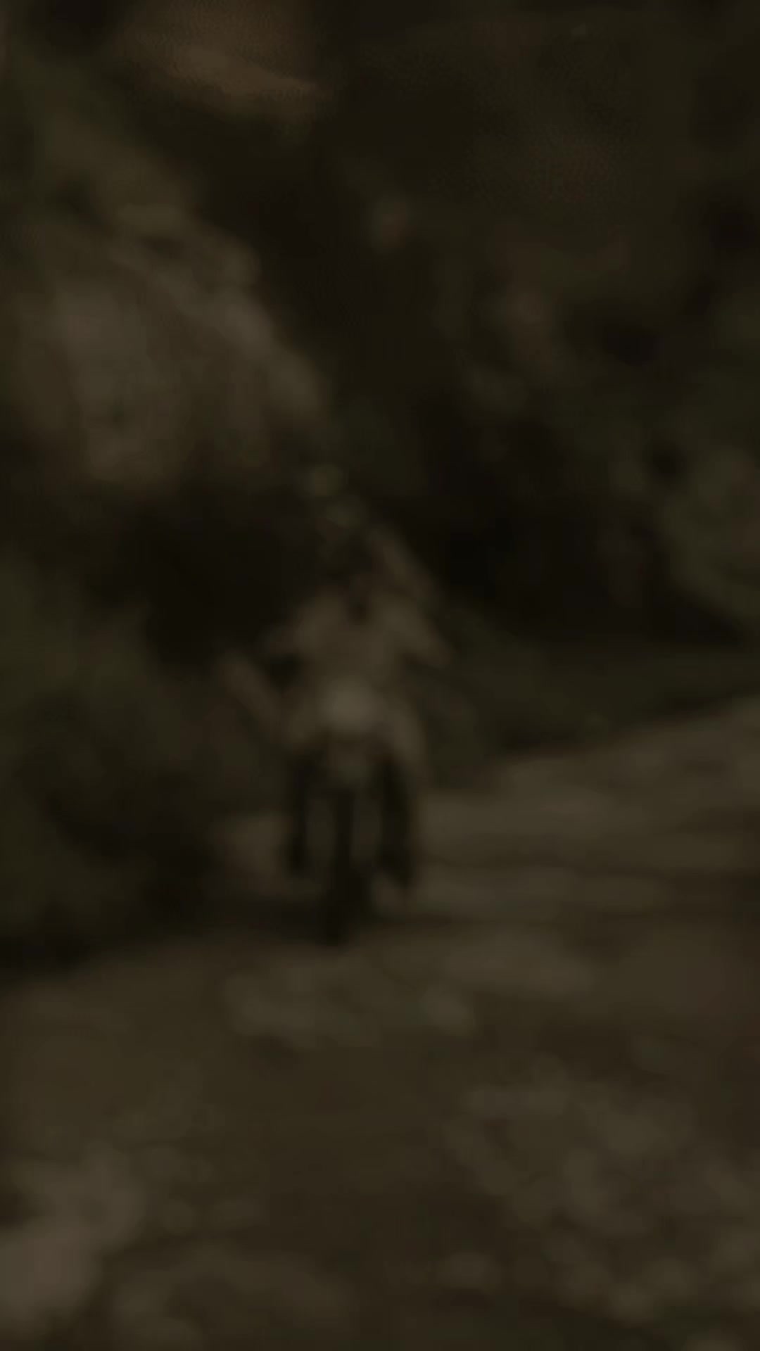 @️