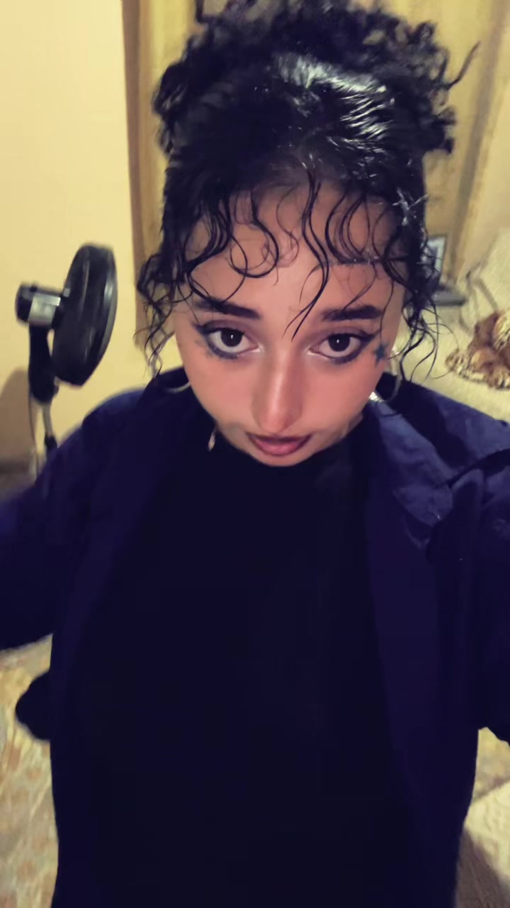 @akira