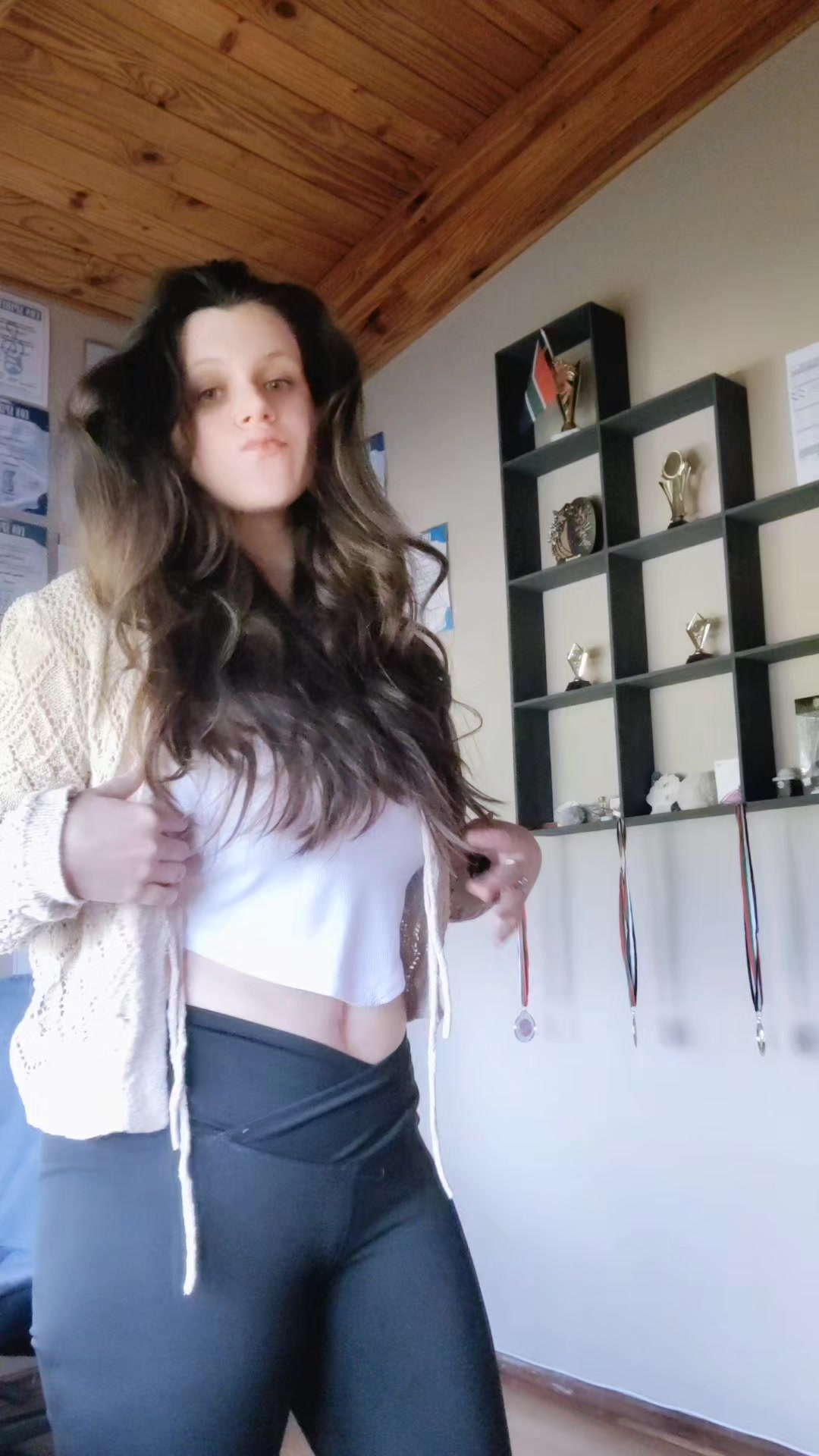 @not_bella