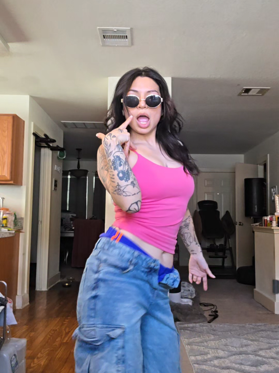 @karina
