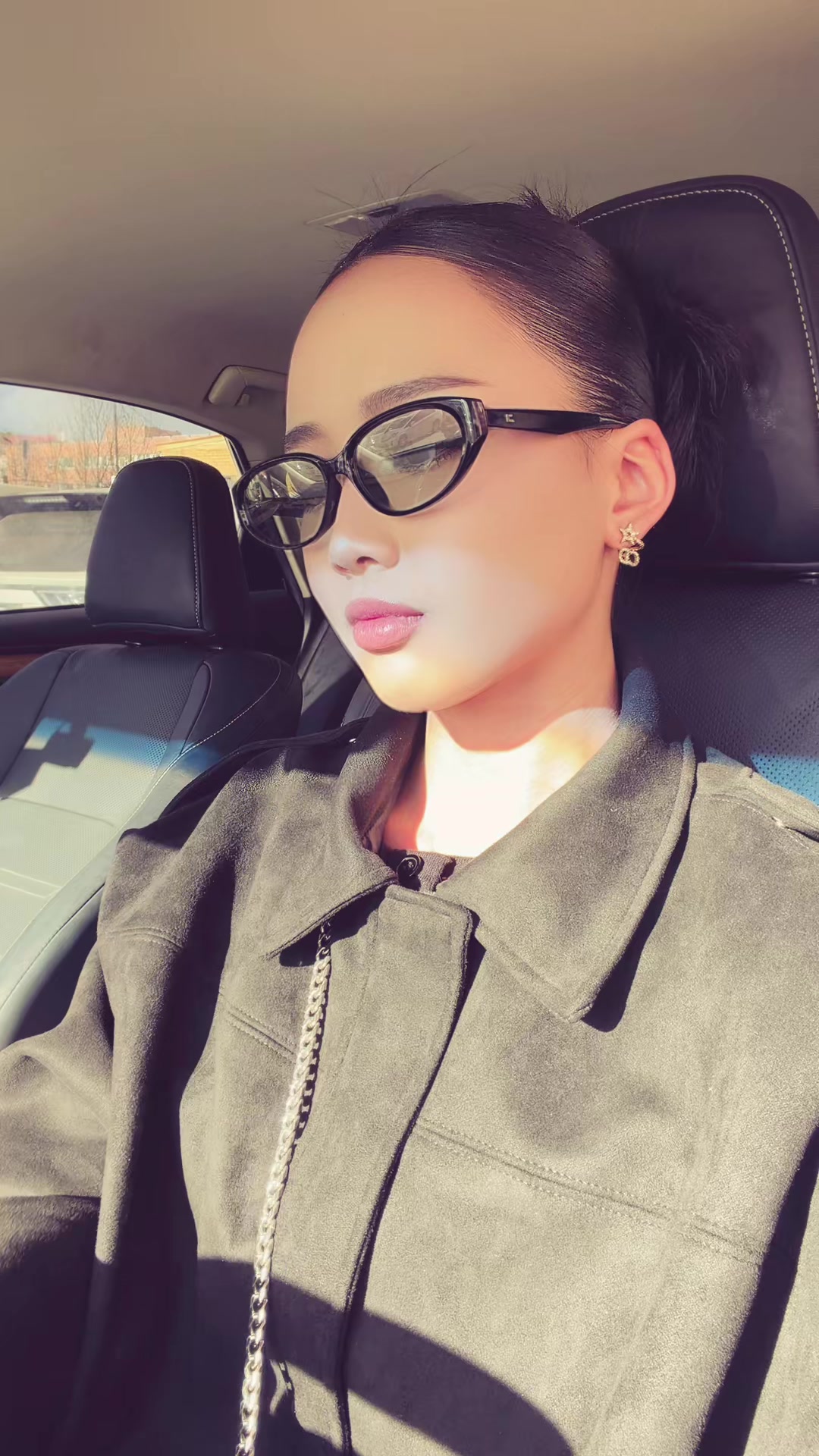 @khuluukk