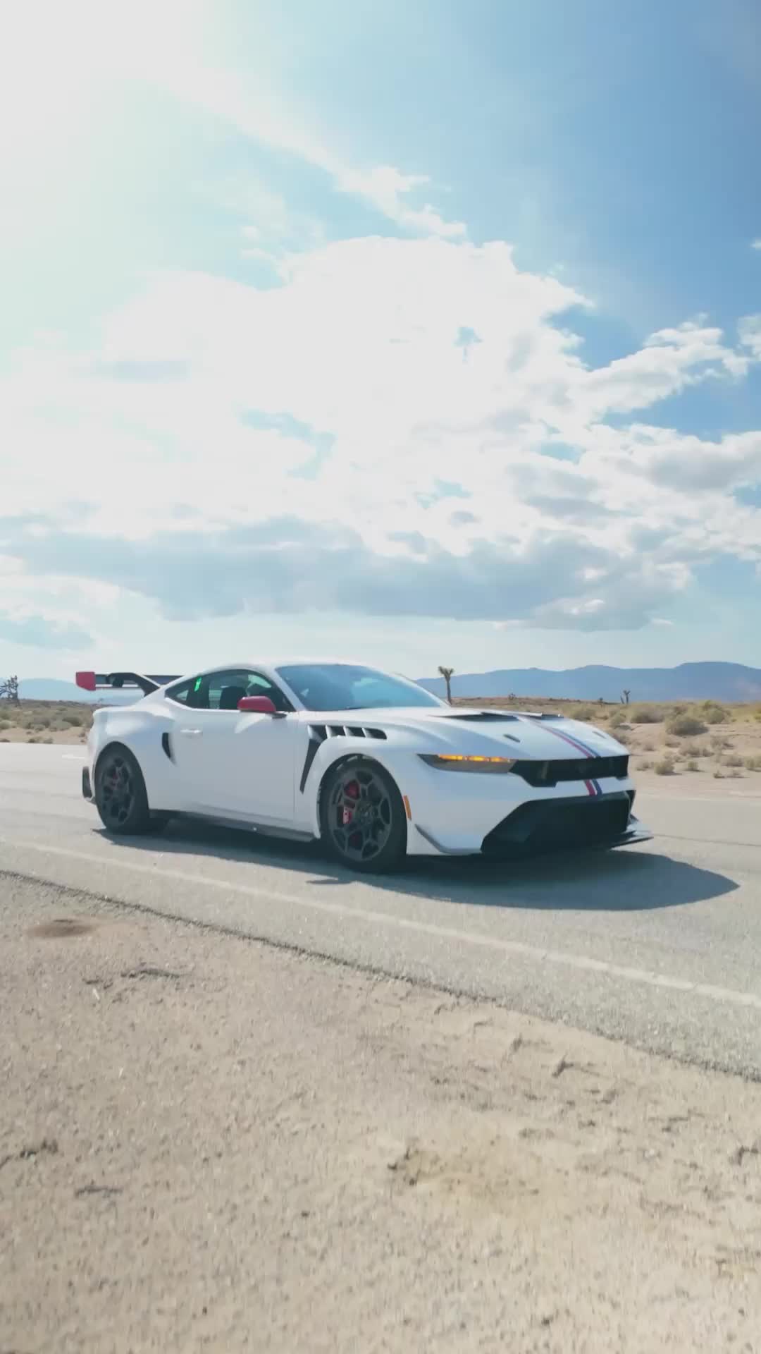 @motortrend