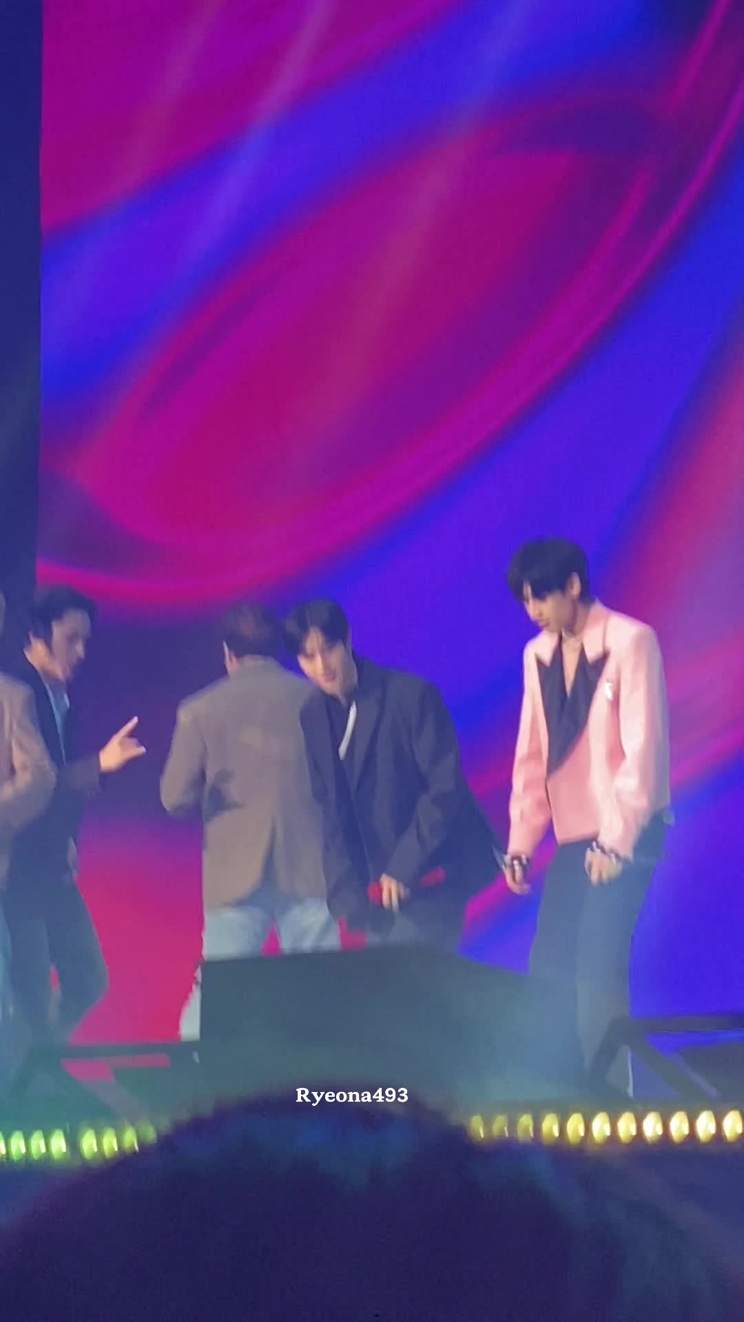 @Nanaahgase