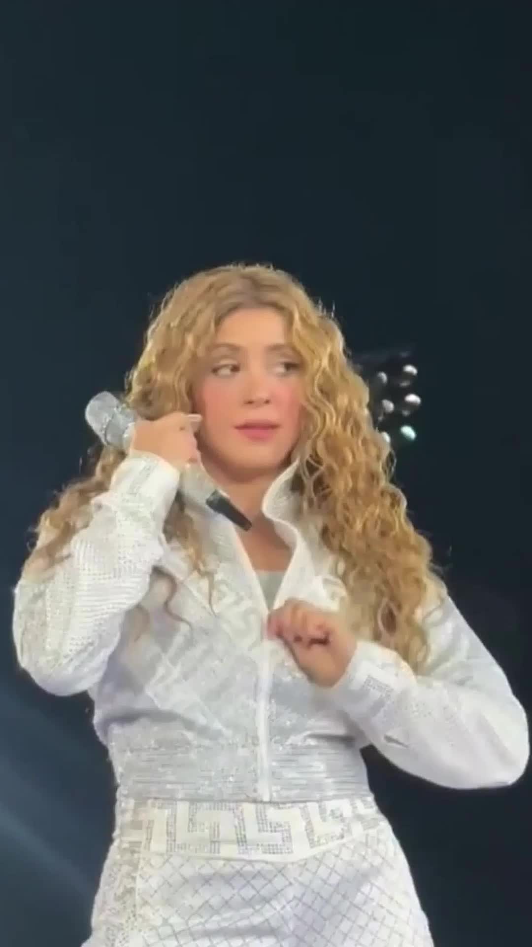 @ShakiraSupporters