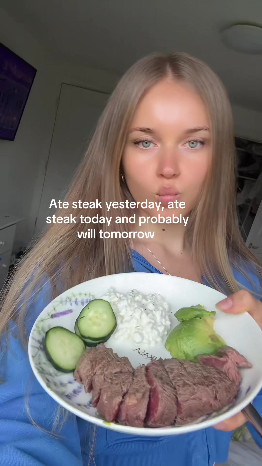@karolina