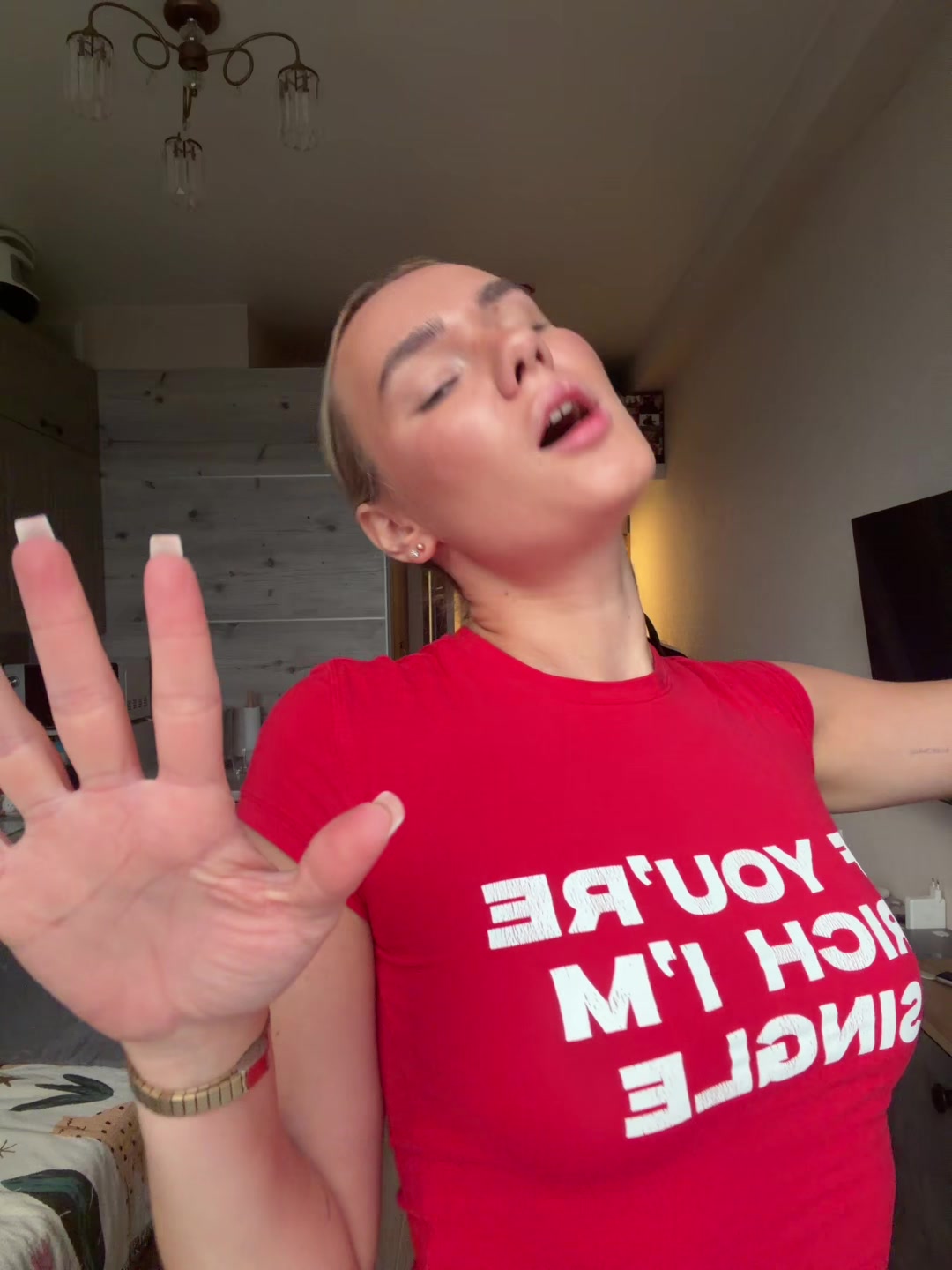 @sstrannayadevochka