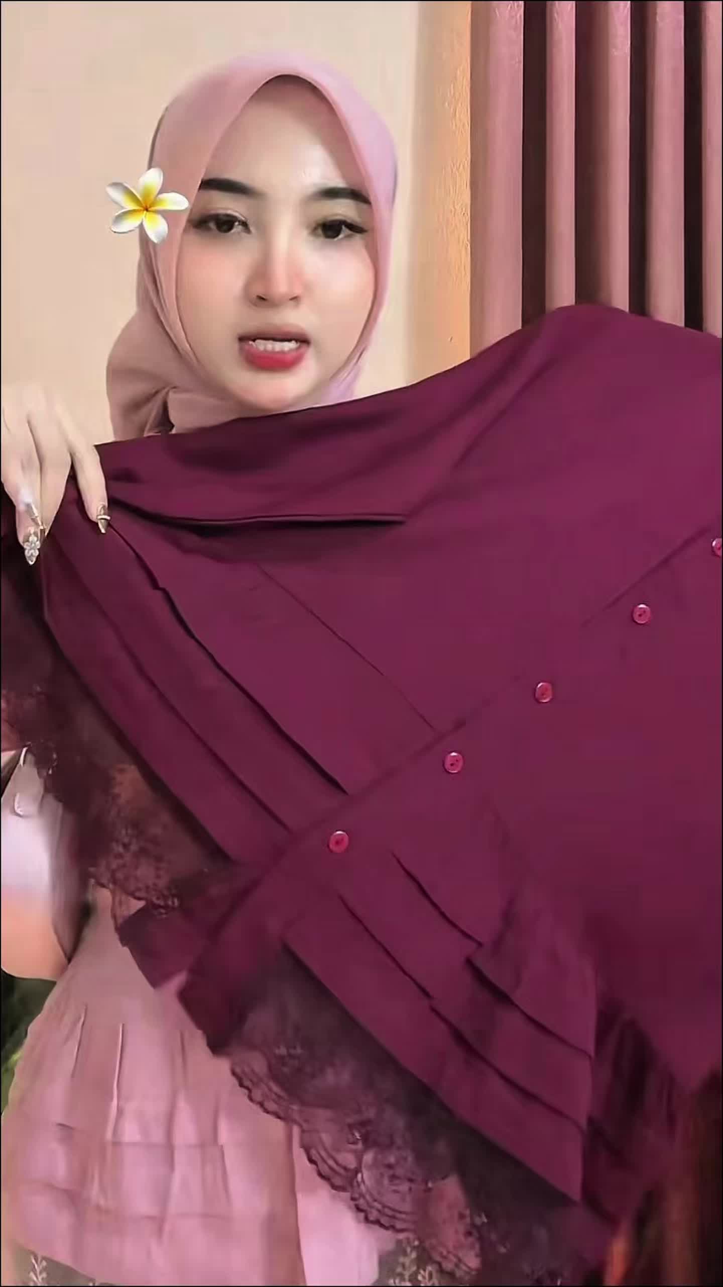 @nailakharisma4