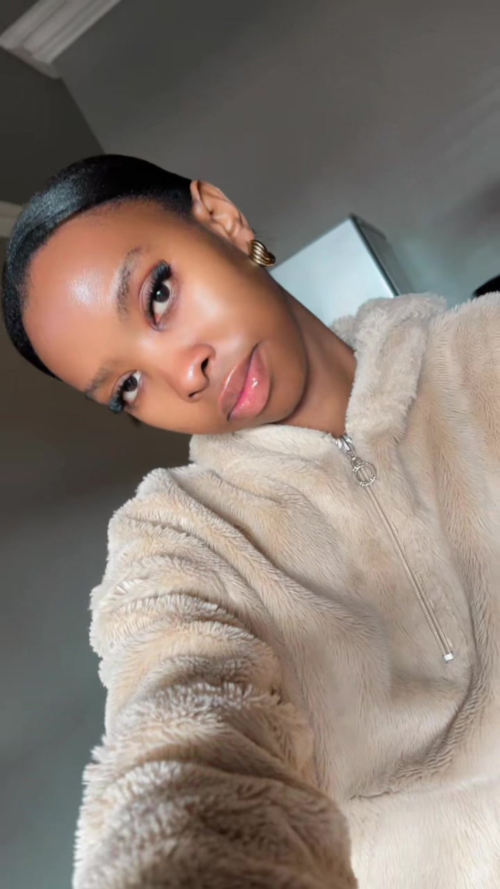 @Silindele🦋