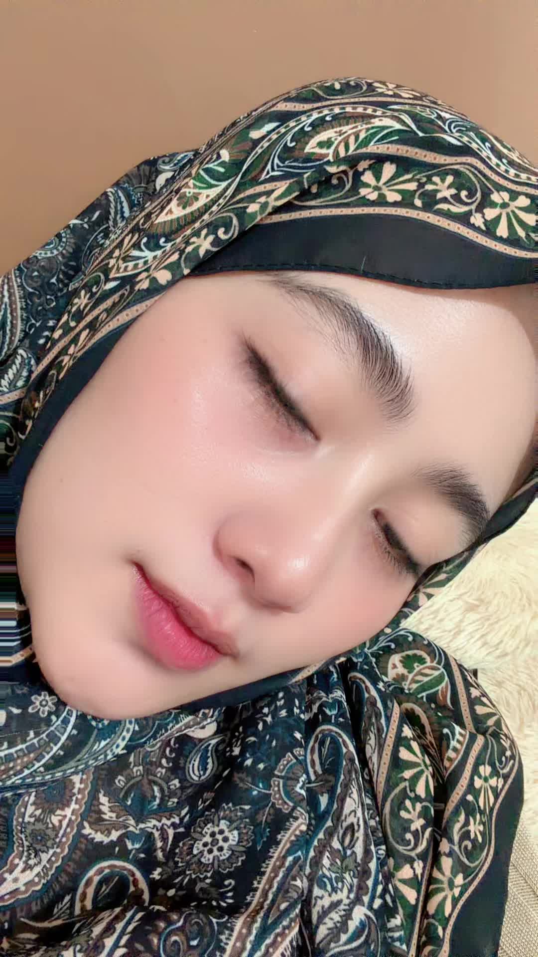 @Hajah_S