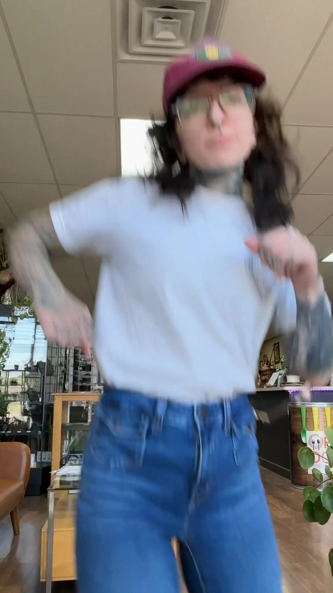 @noellefaithfallon