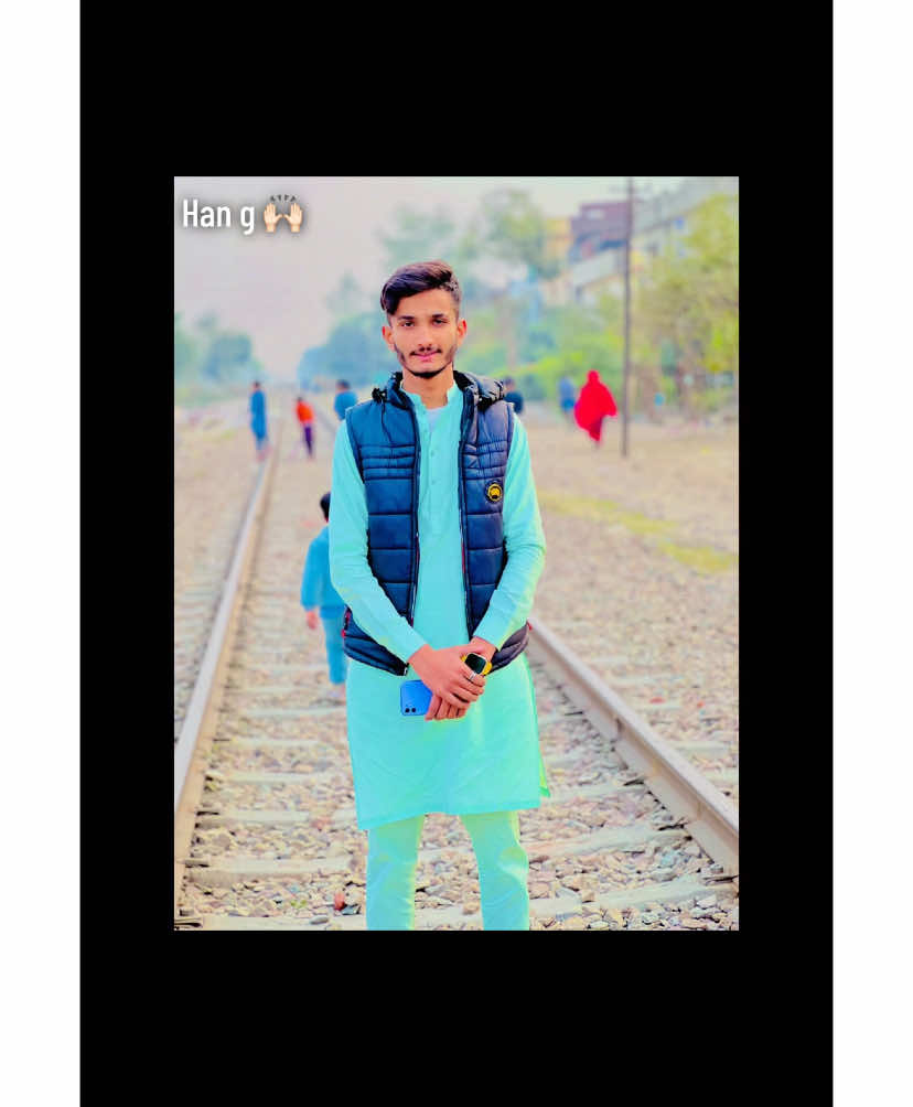 @𝐌𝐫 𝐅𝐚𝐫𝐚𝐳 𝐀𝐡𝐦𝐞𝐝 ✨