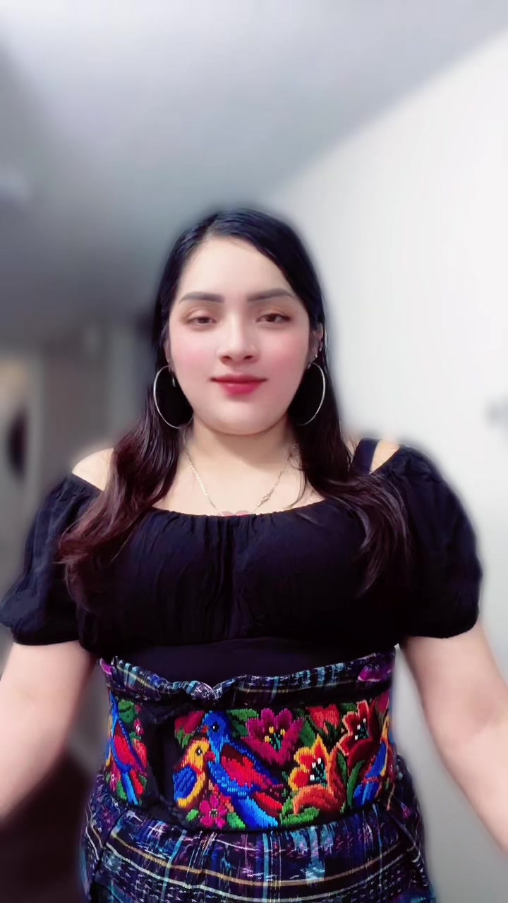 @🐓🖤chapina~LOVA🦋👻🐆🥔✈️🪂🌅