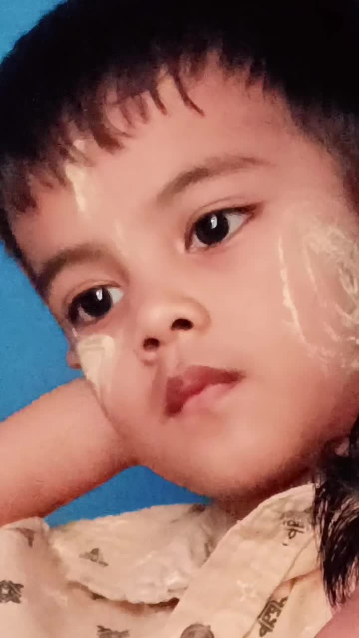 @Yamin Shwe Sin(Rapunzel)