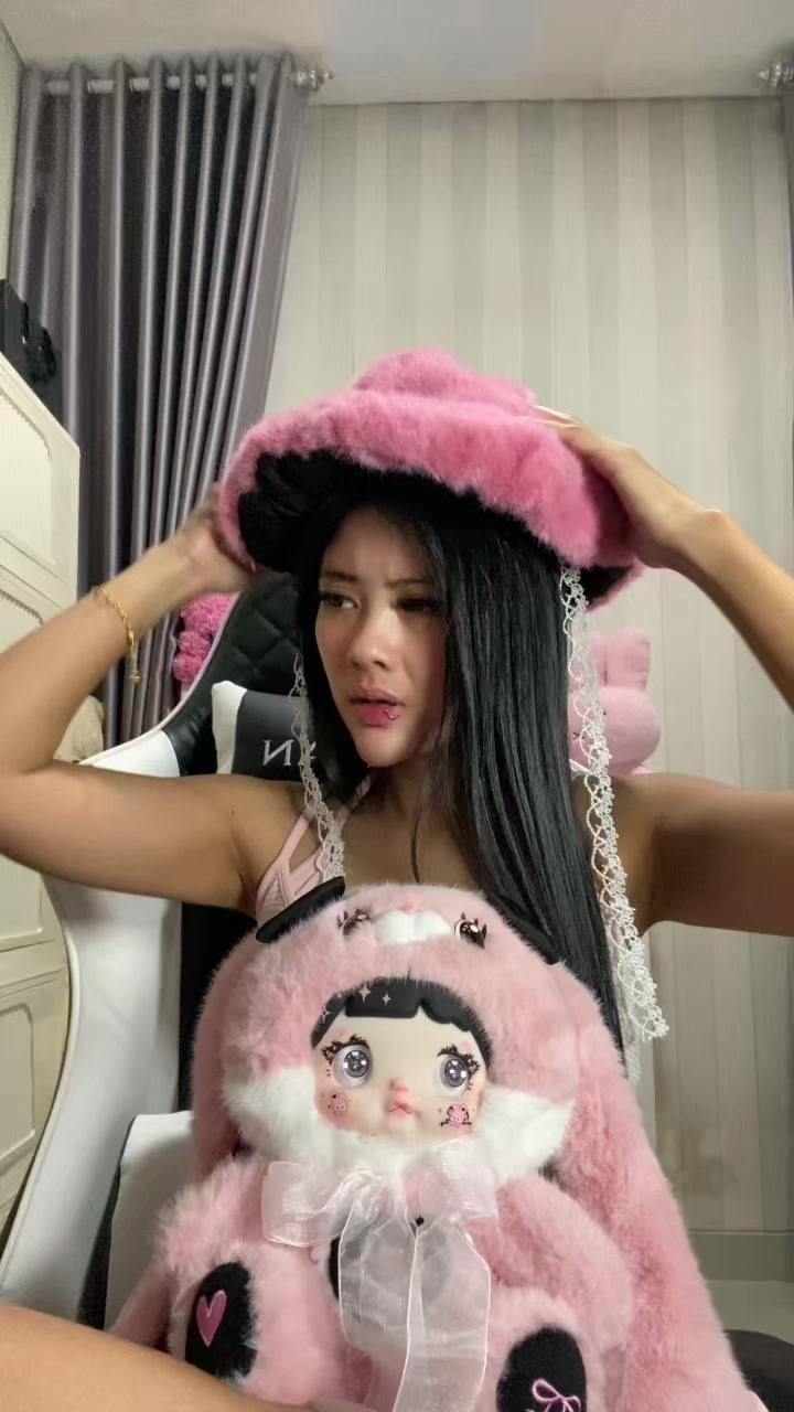 @FLO 🧸🍭