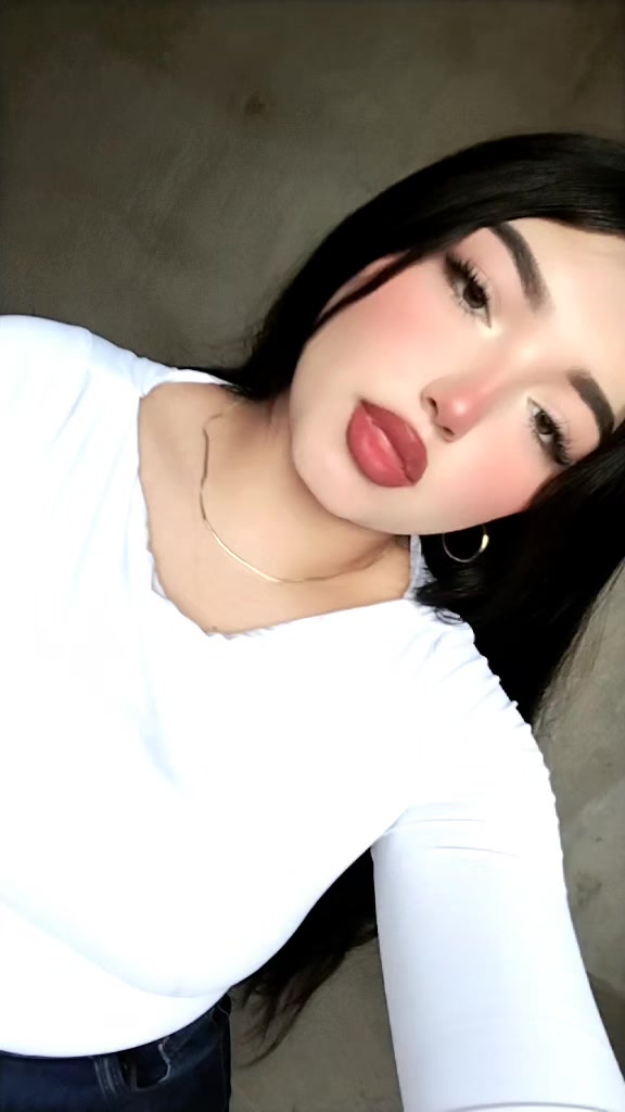 @Naomi Reyes🍒