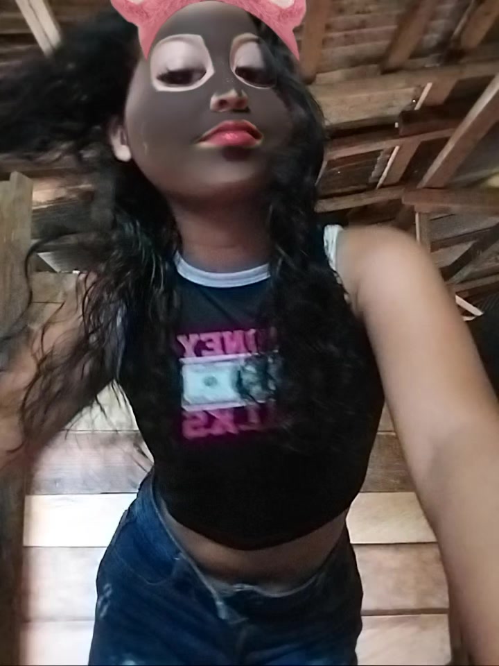 @CAROLINA 🎀