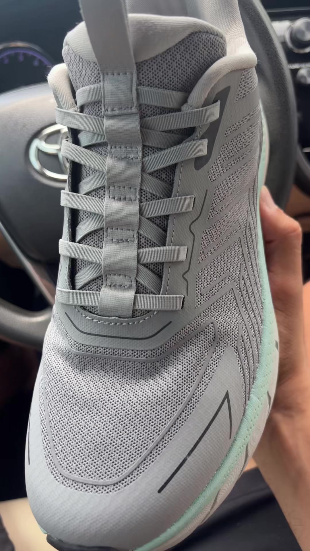 @myam | sneakers