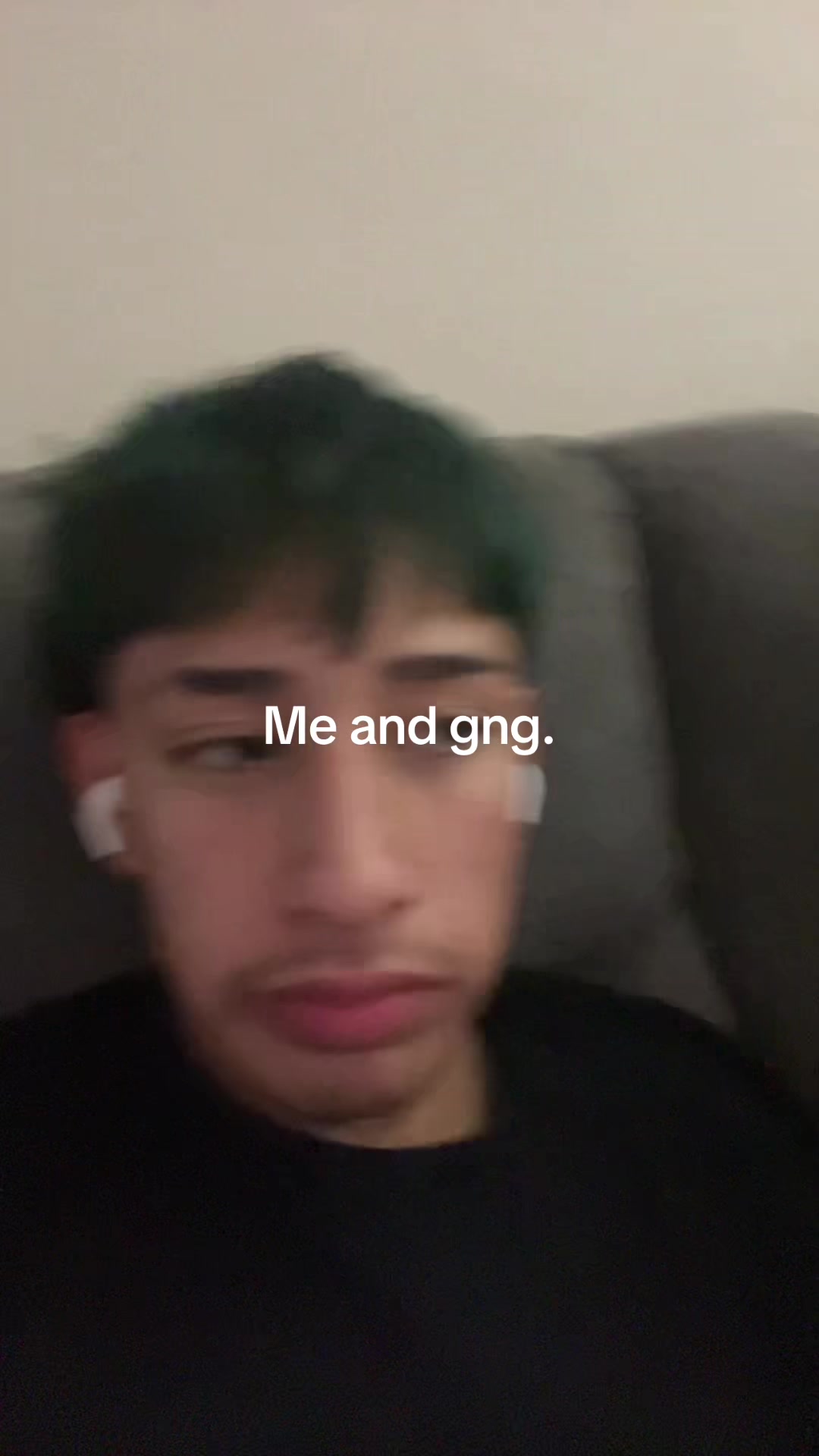 @￼