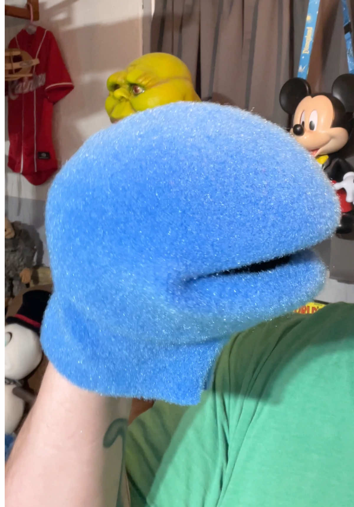 @WhoNeedsPuppets