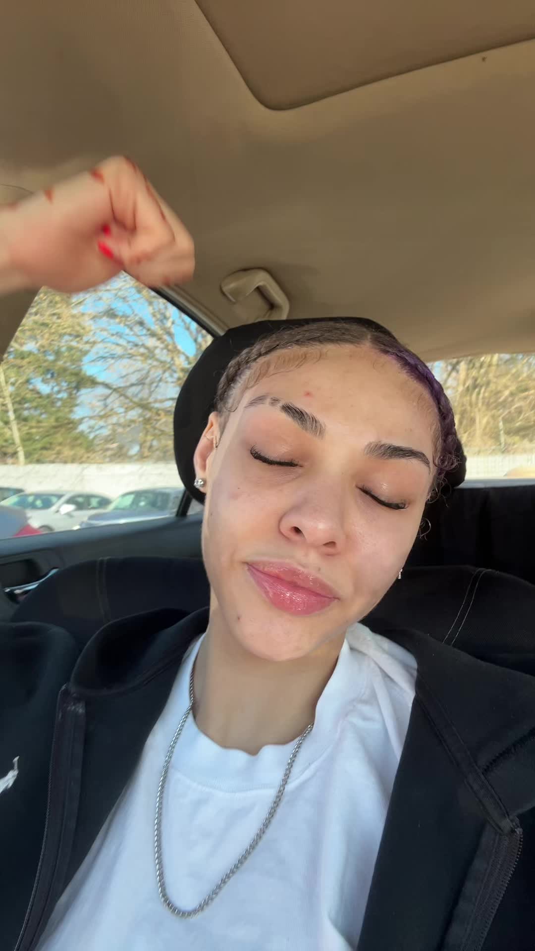 @Uuhhhh?????