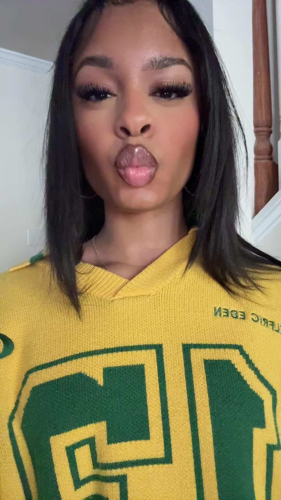 @🪽