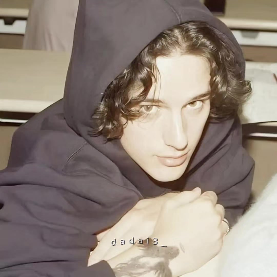 @DADA ⧗
