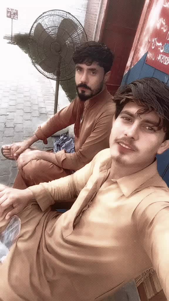 @تنہائی کا بادشاہ 👑