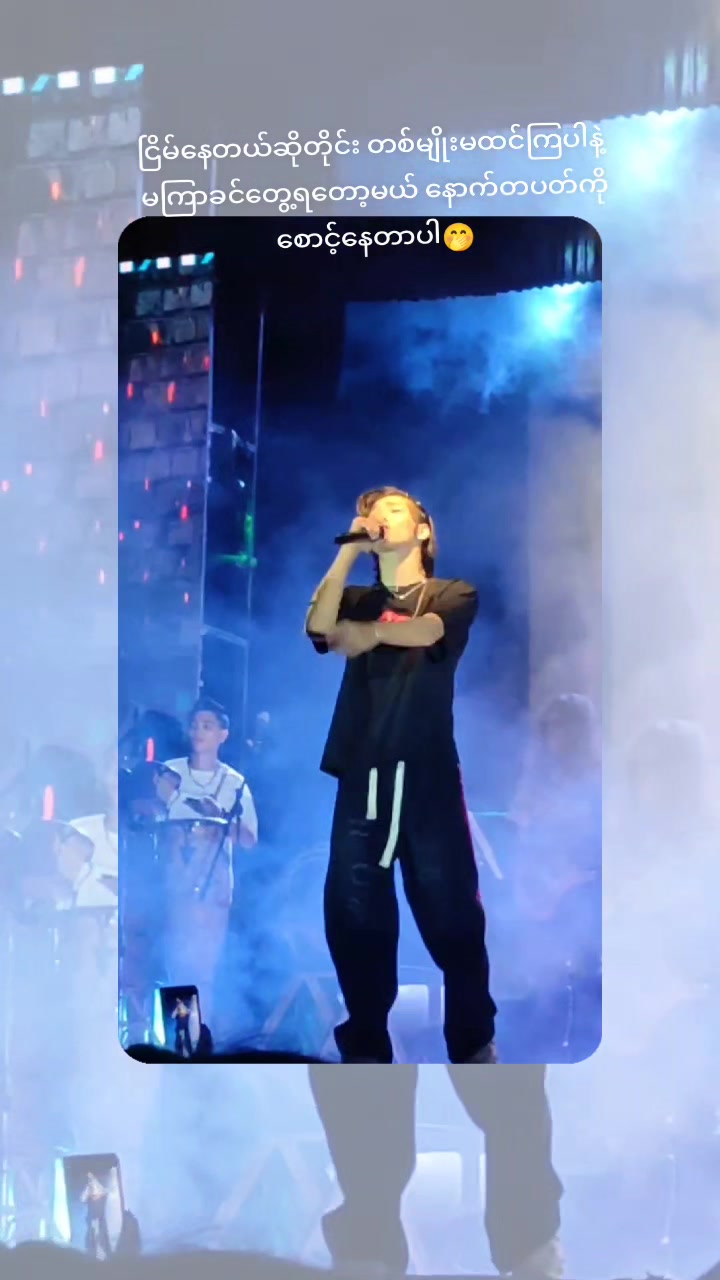 @Emma@đŞđŤ(2.2M)