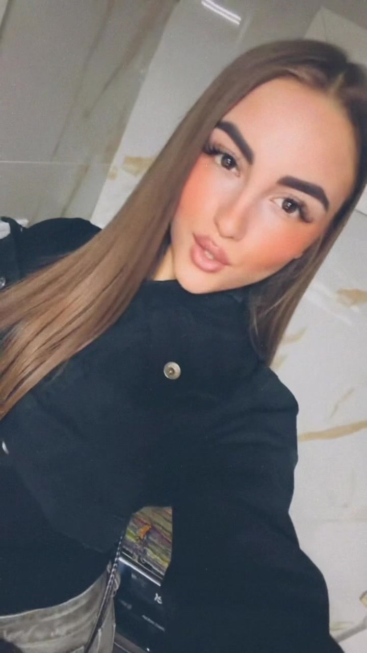 @🖤