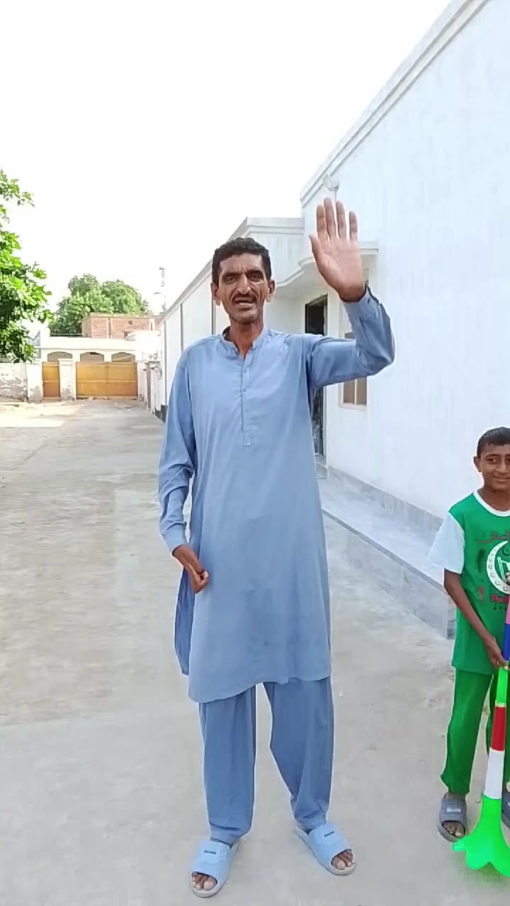 @m Khalid Abbas